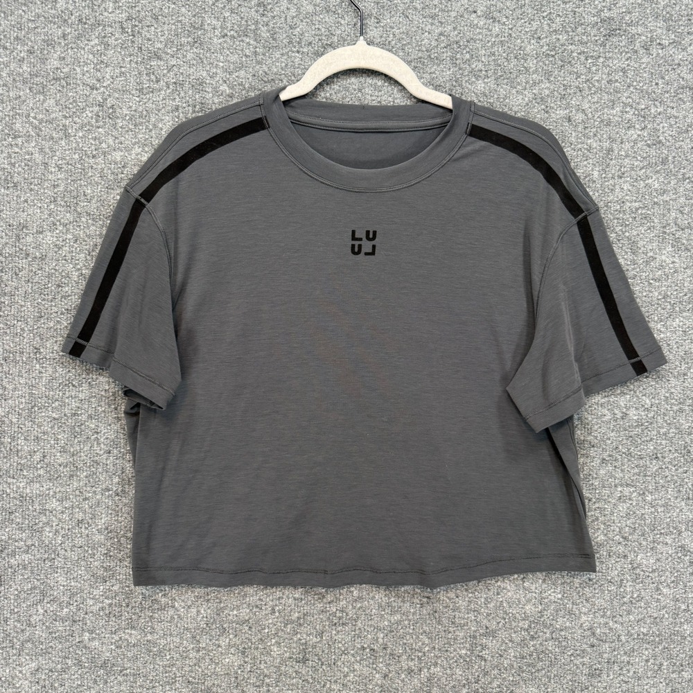 Lululemon Lab Tshirt Women Large Gray Stripe Cropped Boxy Relaxed Tee Sporty